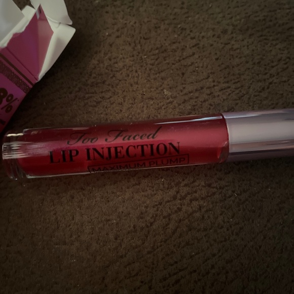 Two faced lip injection maximum plump- yummy bear - Picture 3 of 3